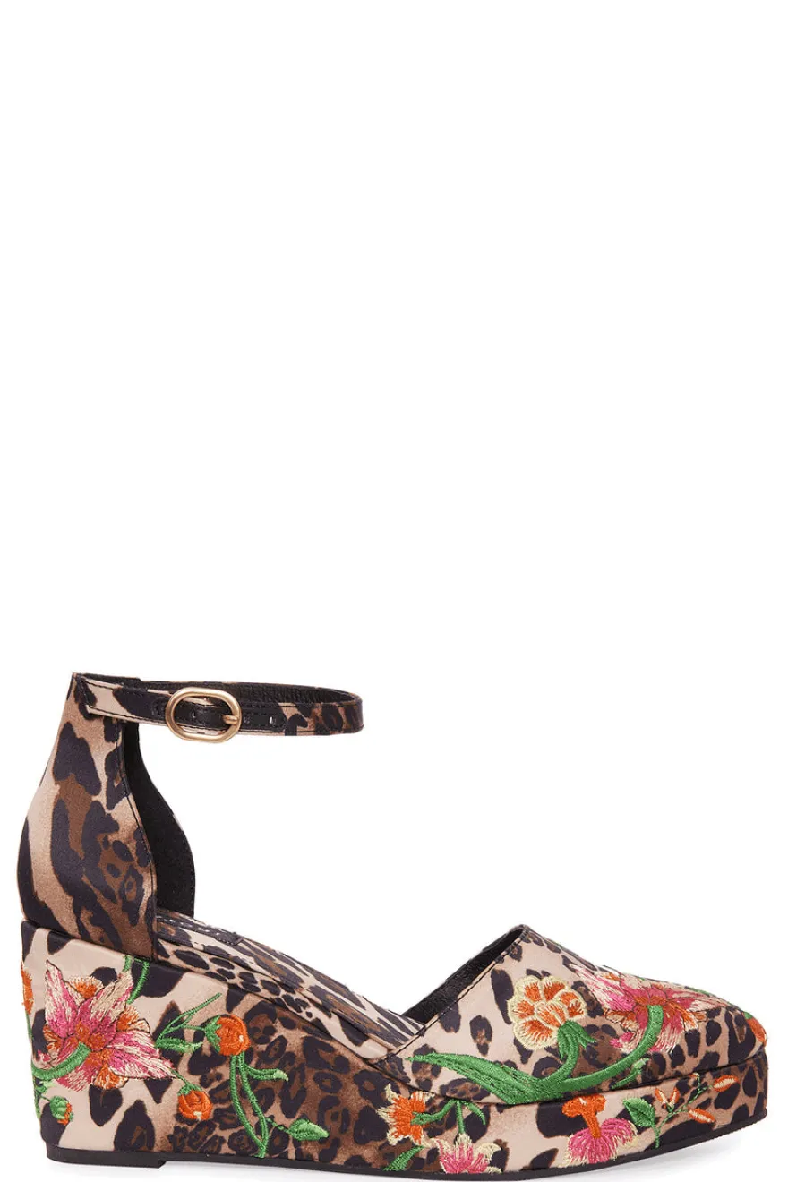 Artsy Chikayo Satin Embroidery Espadrille
