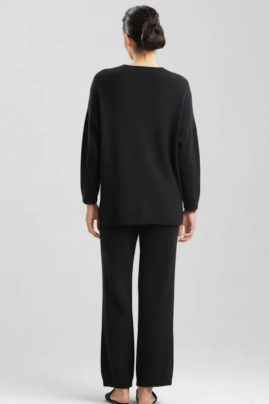Aura Solid V-Neck Top