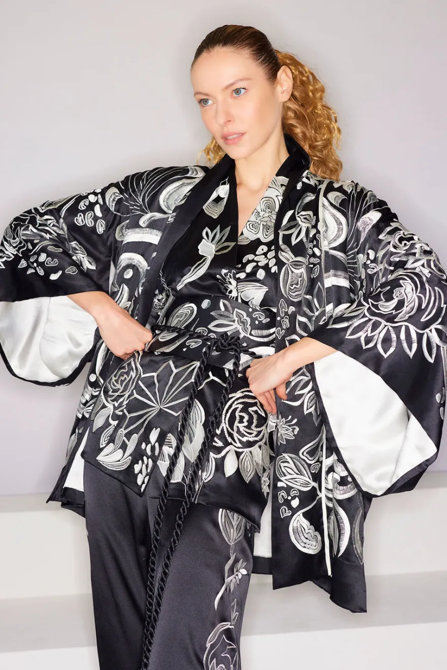 Couture Nouveau Embroidered Silk Kimono