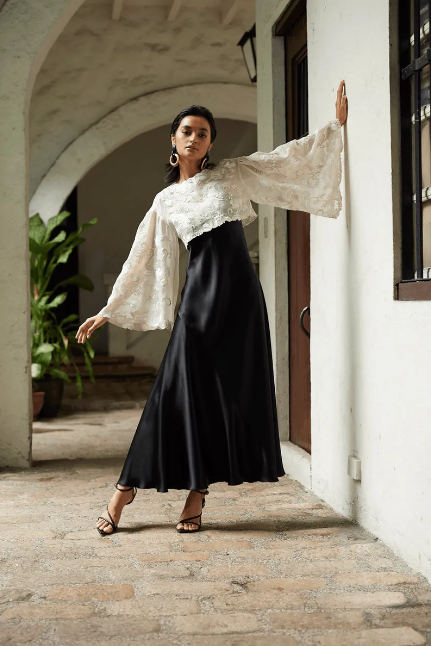 Couture Piña Embroidered Top