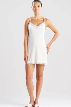 Feathers Essentials Lenzingâ„¢ Ecoveroâ„¢ Viscose Chemise
