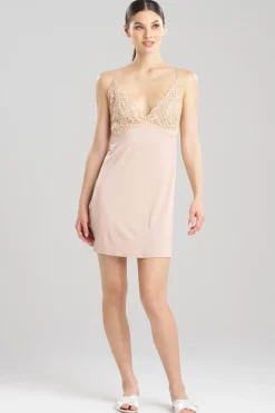 Feathers Essentials Lenzingâ„¢ Ecoveroâ„¢ Viscose Lace Chemise