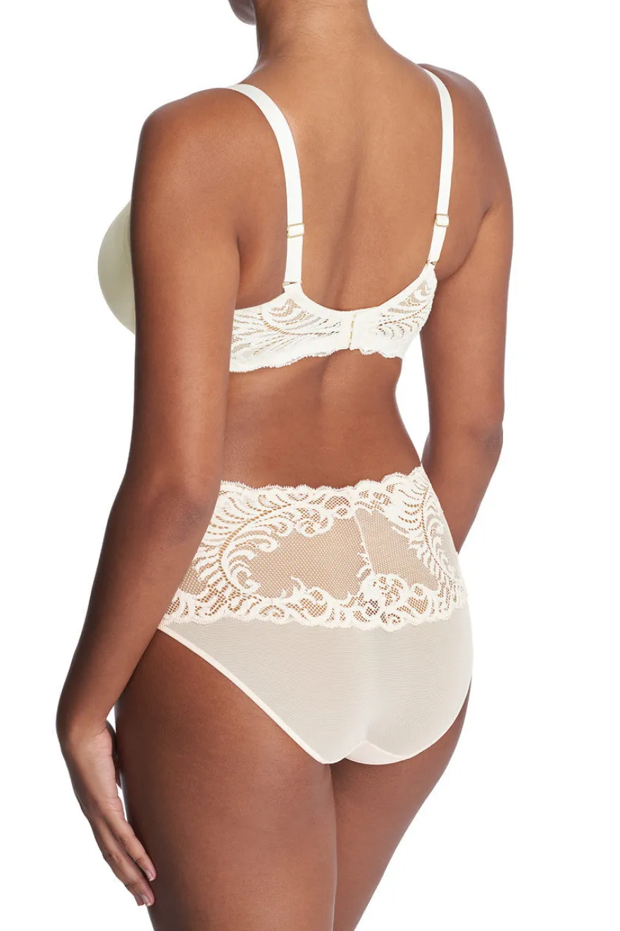 Feathers Full Figure Contour Underwire Bra