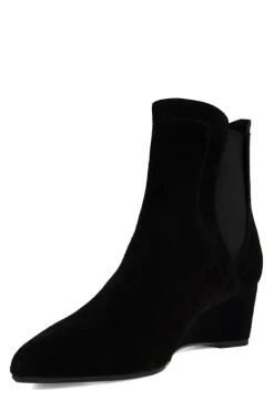 Gaisha-Su Suede Wedge Bootie