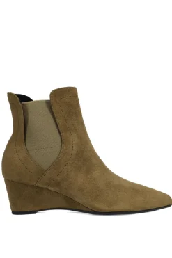 Gaisha-Su Suede Wedge Bootie
