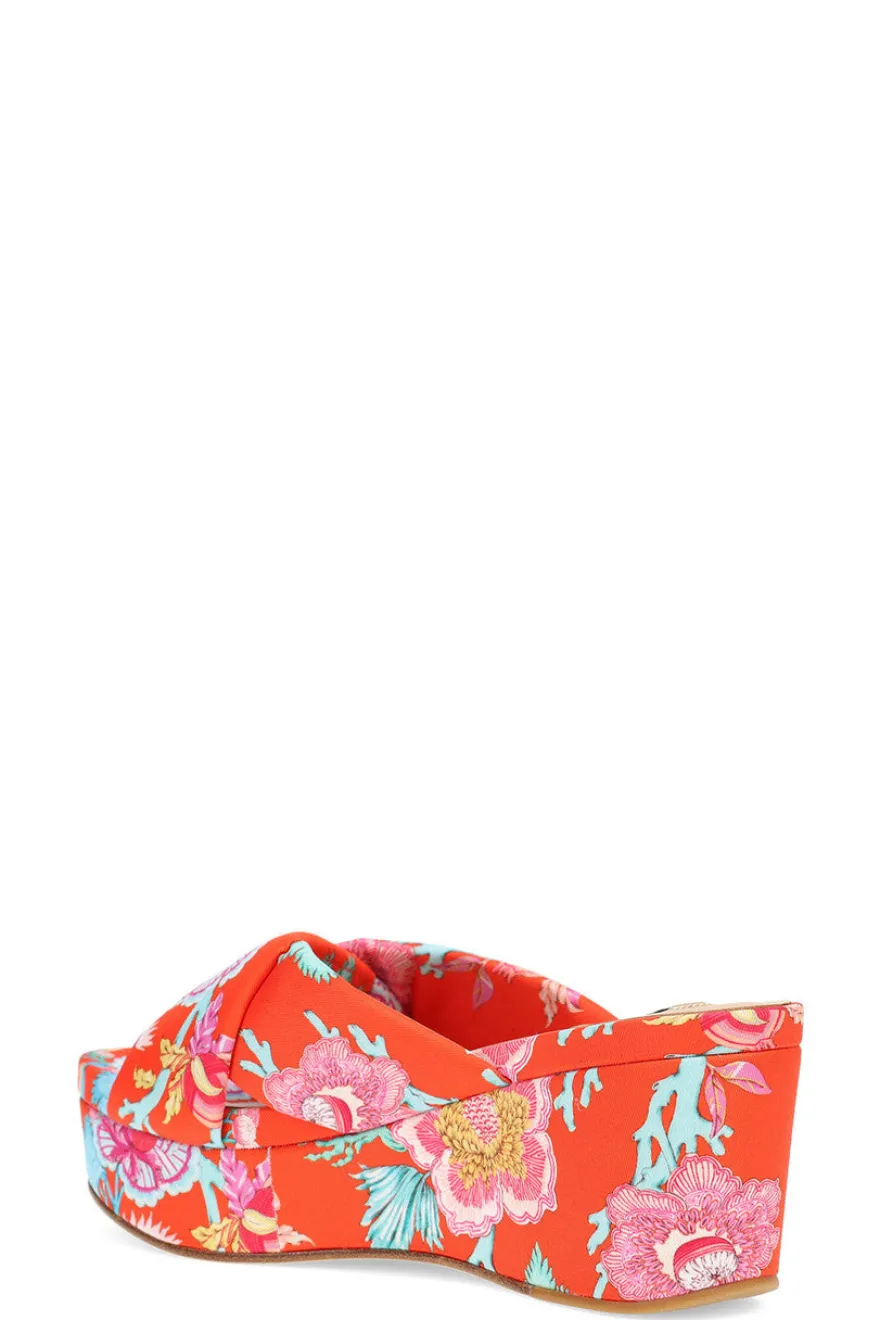 Lanna Hinami Platform Thong Sandals