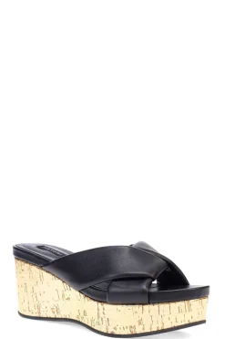 Lanna Nappa Leather Platform Thong Sandals