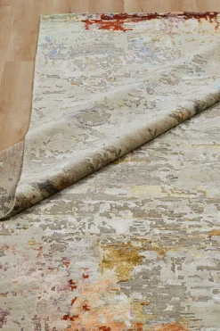 Lhasa- Sand Tones/Amber Rug