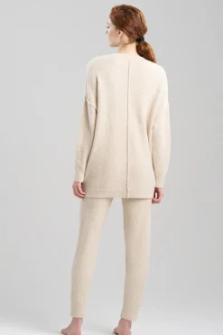 Luna Mellow V-Neck Top