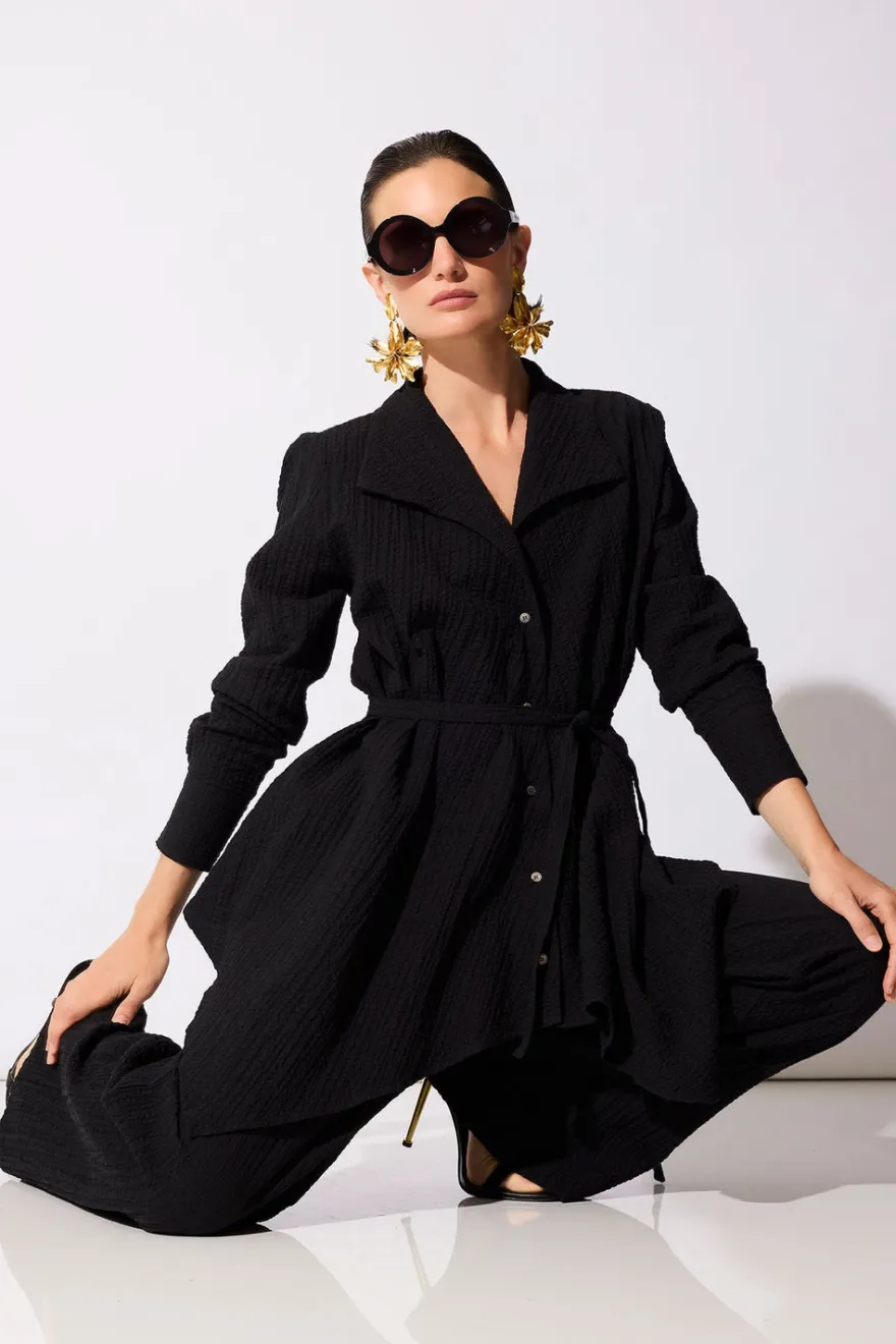 Matelassé Cotton Handkerchief Hem Shirt