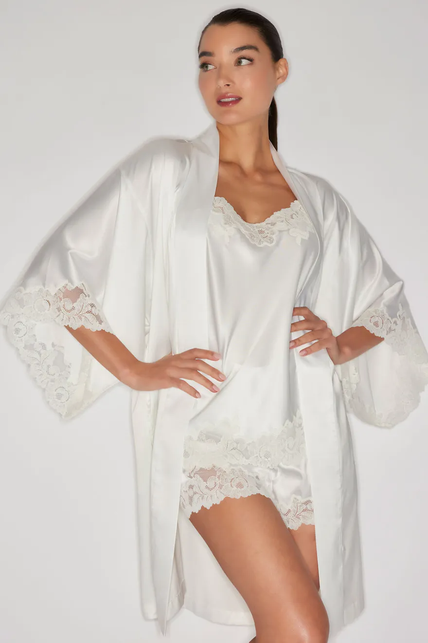 Peony Glamour Wrap