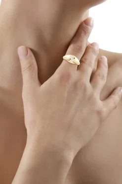 Shangri-La Yin-Yang 14K Gold with Black & White Diamond Signet Ring