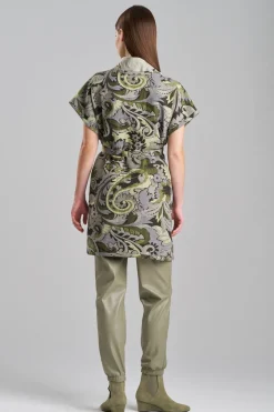 Shinrin Paisley Jacquard Poncho Wrap
