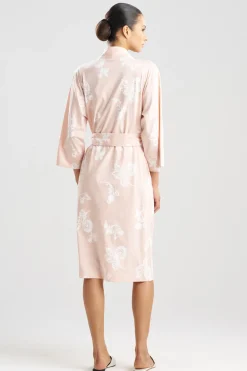 Yasmin Robe