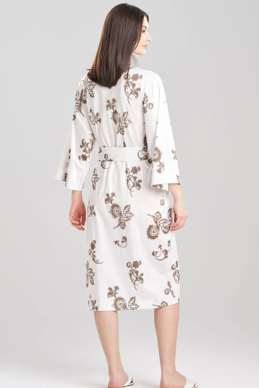 Yasmin Robe